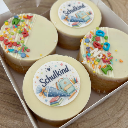 Schulkind blau